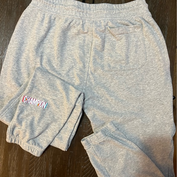 Champion sweatpants - Picture 2 of 3